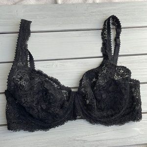 La Perla black lace bra excellent condition 34D